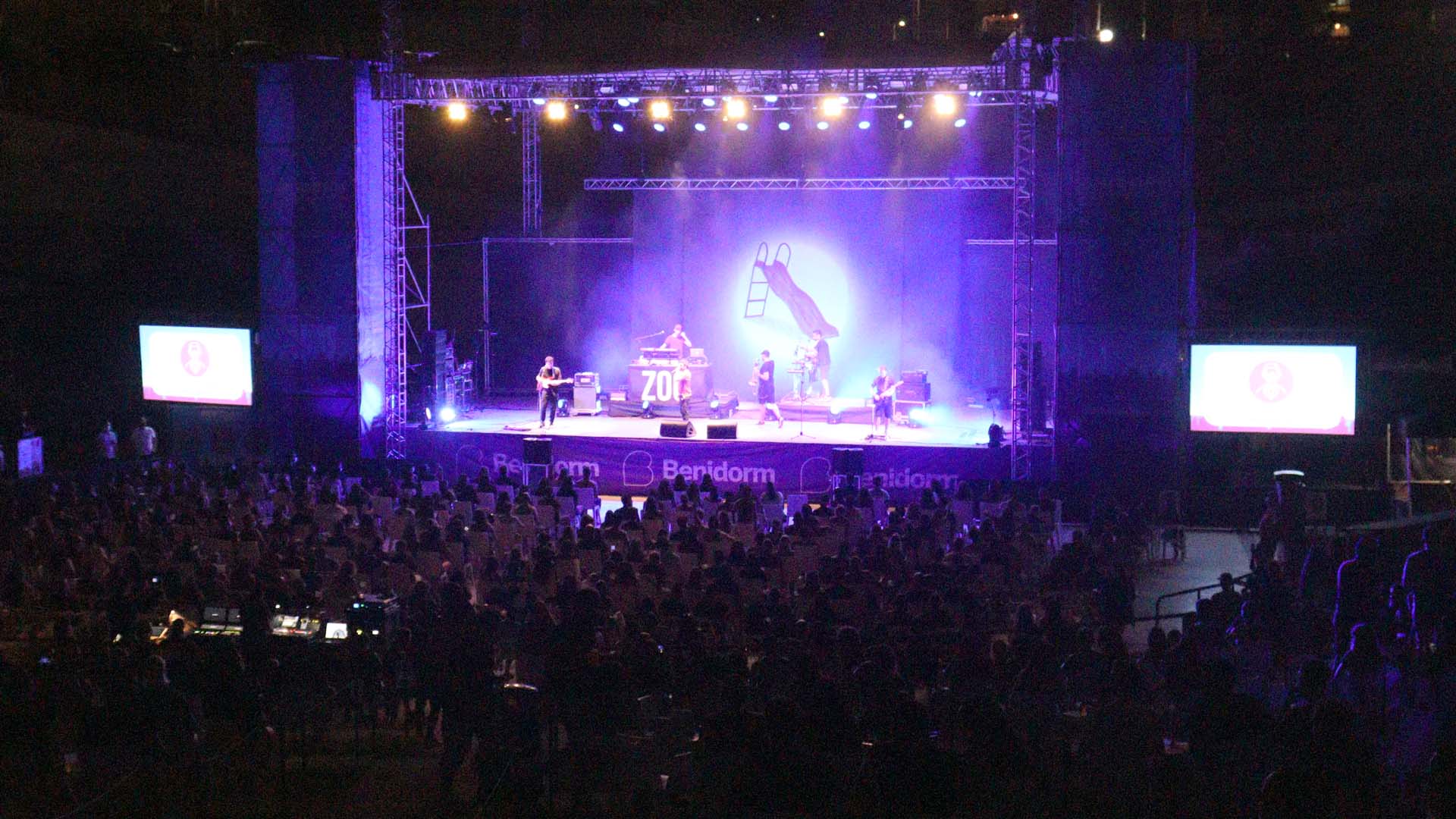 El potente directo de Zoo llena una noche más del ‘Benidorm Music