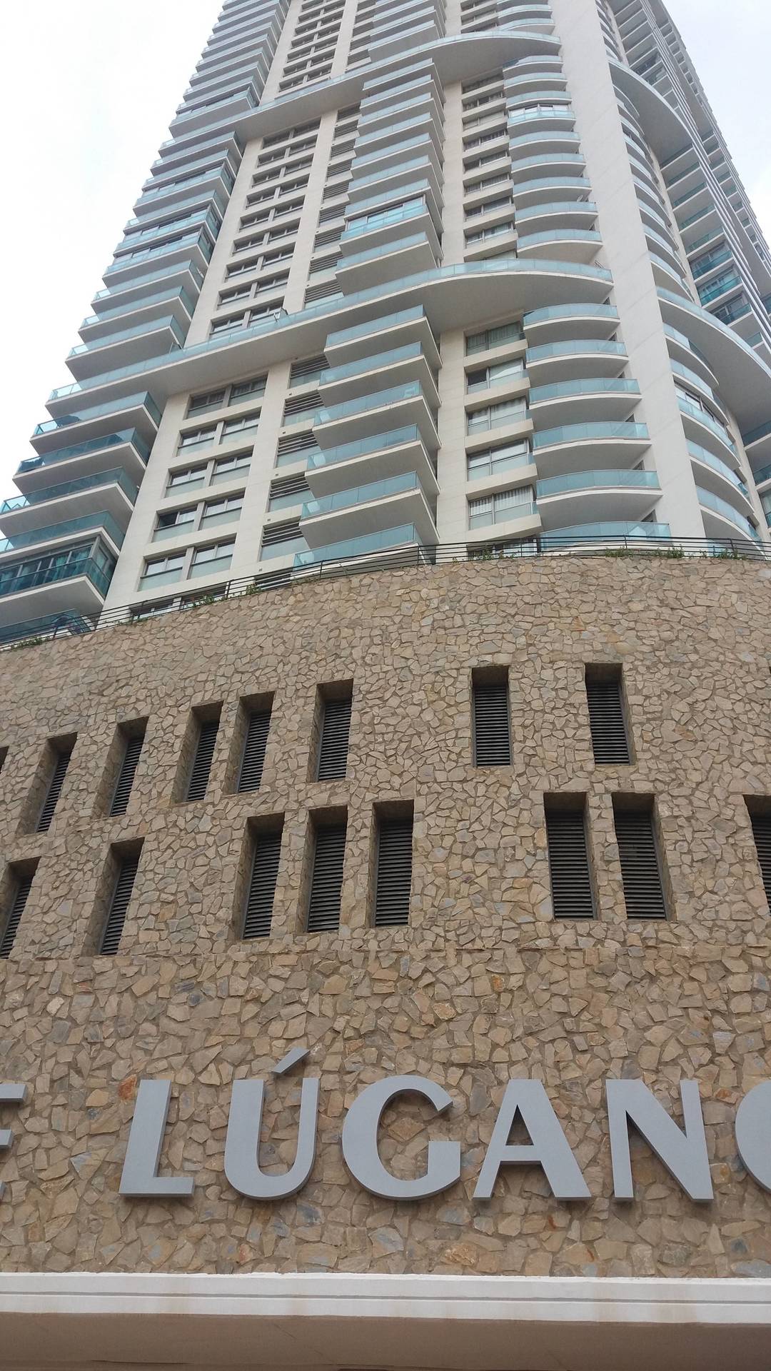 Torre Lúgano Benidorm