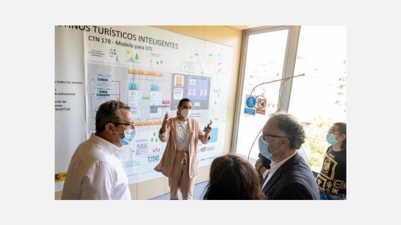 Una delegación del Ayuntamiento de Santa Susanna visita Benidorm