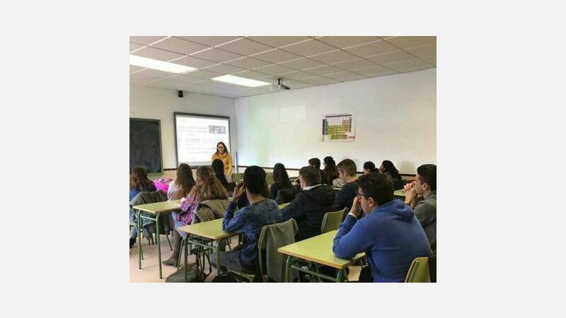 La UCA ofrece charlas preventivas sobre los juegos de azar online a más de 500 jóvenes