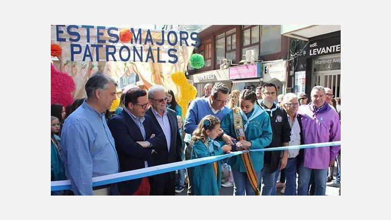 La Comissió de Festes Patronals abre la primera Fira de Pasqua de Benidorm