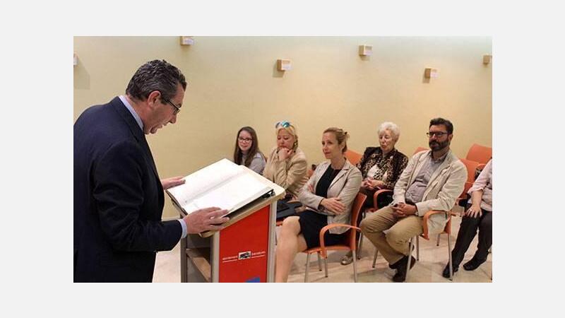 Benidorm inicia con la lectura de El Quijote la celebración del Día Internacional del Libro