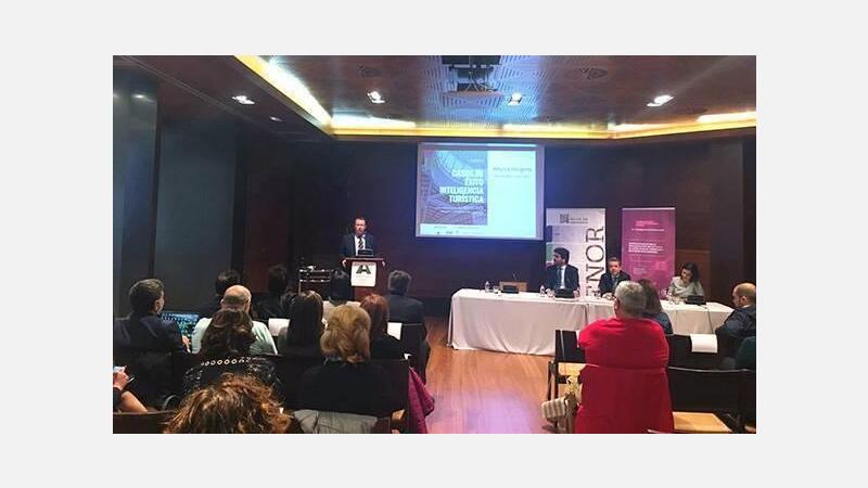 Benidorm expone en Murcia su experiencia de gestión turística inteligente