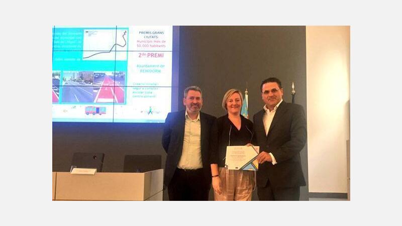 El Ayuntamiento de Benidorm y la Asociación de Vecinos de Els Tolls reciben el premio a la movilidad sostenible