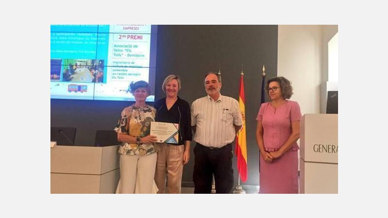 El Ayuntamiento de Benidorm y la Asociación de Vecinos de Els Tolls reciben el premio a la movilidad sostenible