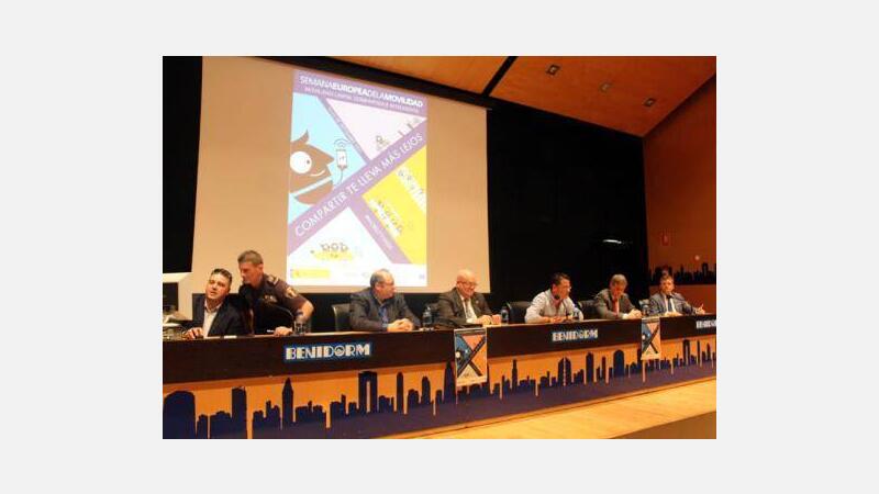 Benidorm mejora las bonificaciones del autobús urbano