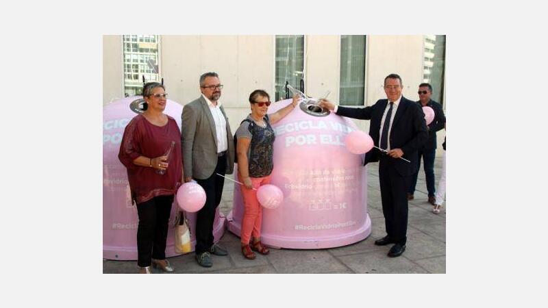 Benidorm participa de nuevo en la campaña de reciclaje que recauda fondos para luchar contra el cáncer de mama