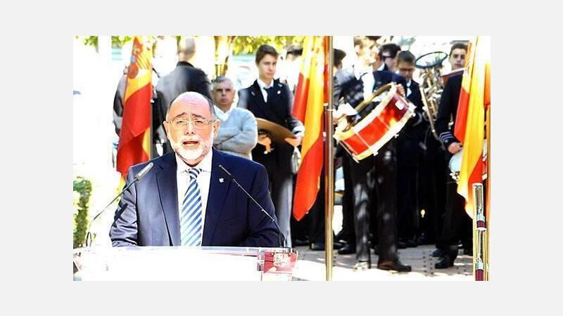 El alcalde subraya que “España es una gran nación al haber sabido construir su unidad a partir de sus diferencias”