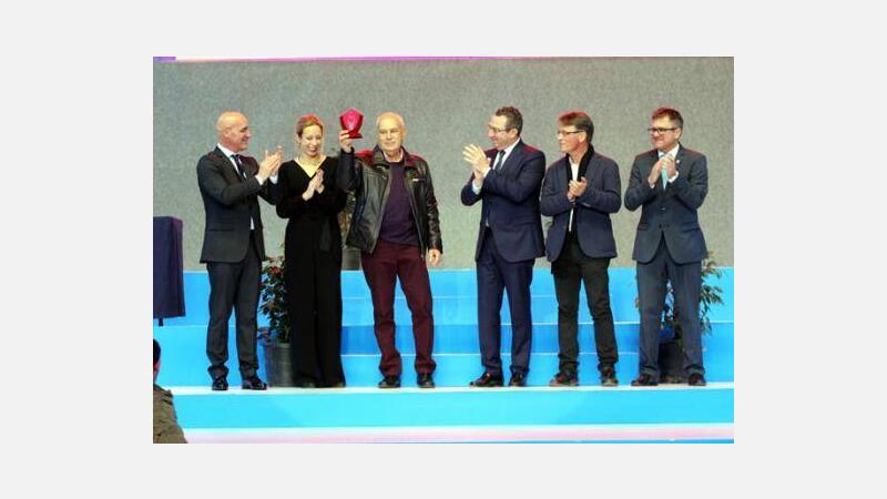 Ángela Llorca Delaite  y Jonathan Moreno Bueno premiados en la VI Gala del Deporte