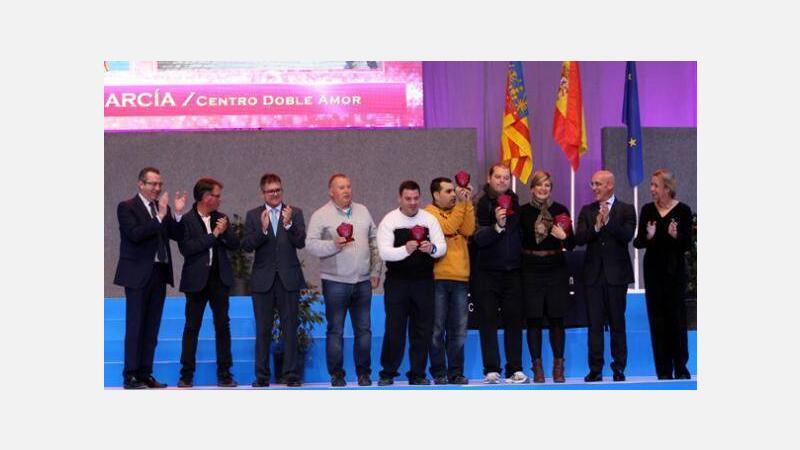 Ángela Llorca Delaite  y Jonathan Moreno Bueno premiados en la VI Gala del Deporte