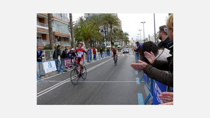 Paul Double vence en la etapa de Benidorm la de la XXXII Volta Ciclista a La Marina