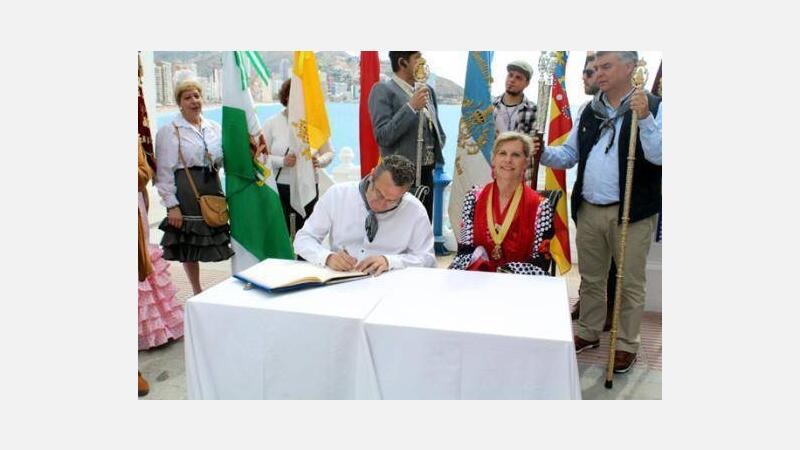 La Hermandad del Rocío celebra su tradicional Triduo y Simulacro de despedida