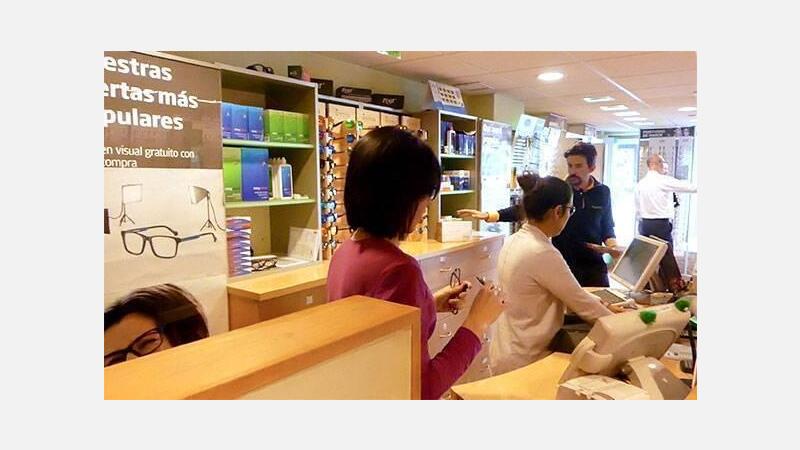 ‘Benidorm fet a mà’ promociona el comercio tradicional de la céntrica calle Gambo