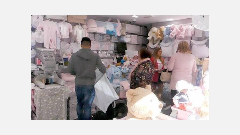 ‘Benidorm fet a mà’ promociona el comercio tradicional de la céntrica calle Gambo