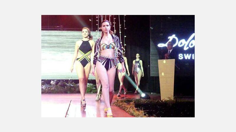 Benidorm conmemora con una gala el 65 aniversario del bikini en España