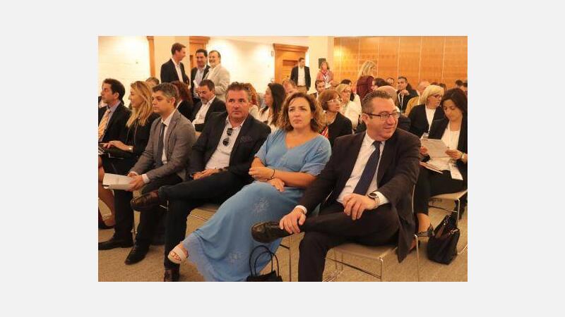 El VIII Pleno de la Red de Iniciativas Urbanas reúne en Benidorm a las ciudades españolas que han recibido fondos para sus EDUSI