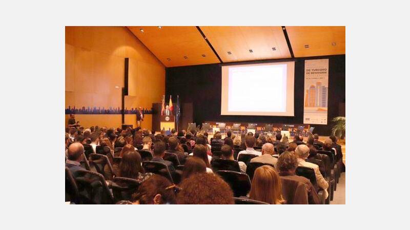 El alcalde ensalza el “modelo Benidorm” como ejemplo de planificación y sostenibilidad