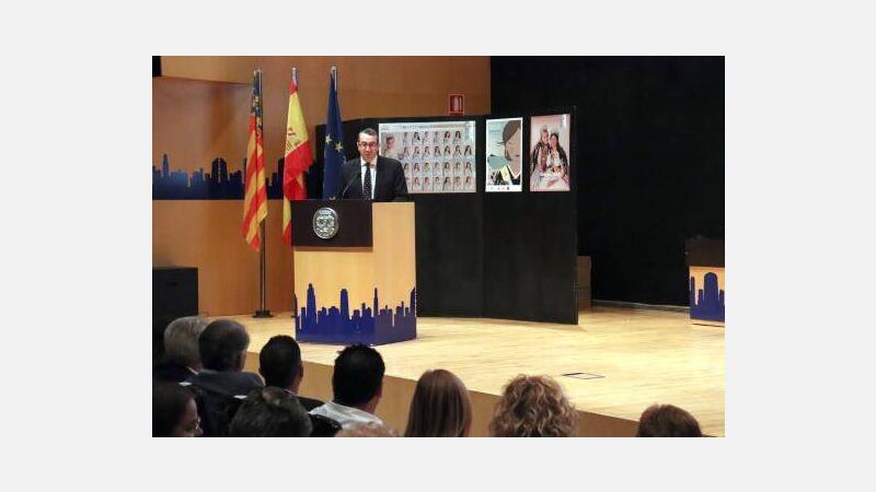 La Comissió presenta la Revista Oficial de les Festes Majors Patronals