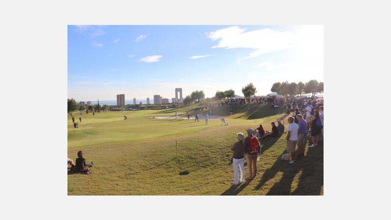 El británico Paul Streeter vence el ‘Costa Blanca Benidorm Senior Masters’ de golf en una soleada tarde de diciembre