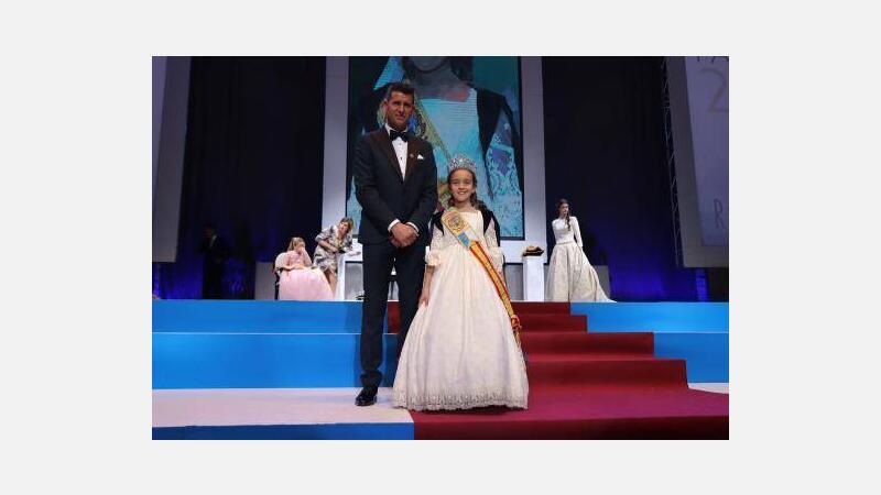 Paula Mayor Amillo y Marina Carrillo Sanz, coronadas como Reinas de les Festes Majors Patronals 2019 de Benidorm