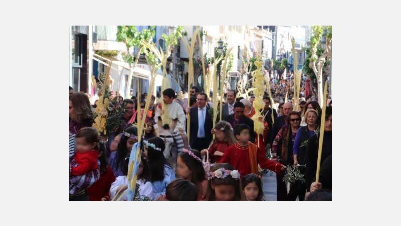 Benidorm celebra la ‘Bendición de la palma’ 