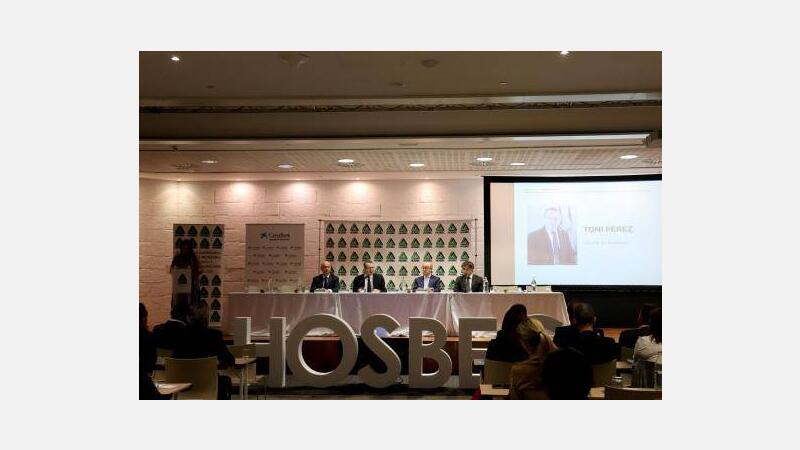 El alcalde destaca el papel de Hosbec “en los proyectos que han colocado a Benidorm en la élite de las ciudades innovadoras”