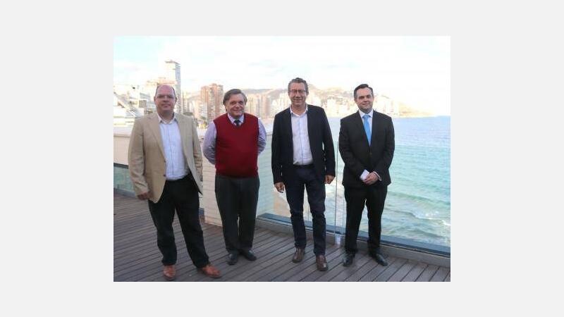 El Colegio de Ingenieros Técnicos de Obras Públicas celebra en Benidorm una jornada para conmemorar su 60 aniversario