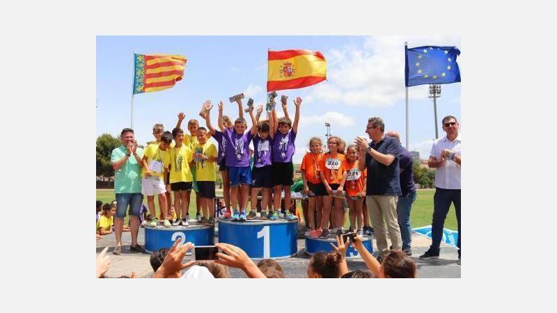 900 alumnos de Primaria participan en la XXXV Olimpiada Escolar de Benidorm