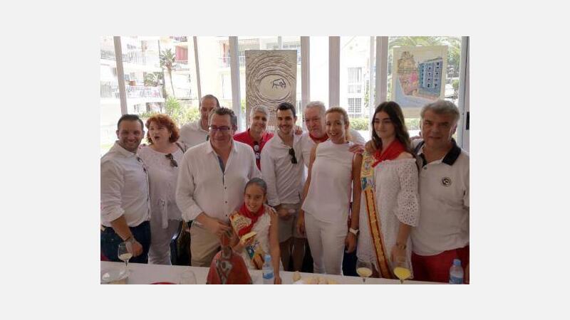 Benidorm se suma un año más a las fiestas de San Fermín con el tradicional ‘Chupinazo’