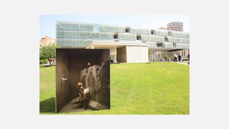Benidorm Expone estrena su tercera edición de fotografía con una exposición colectiva en espacios públicos y urbanos