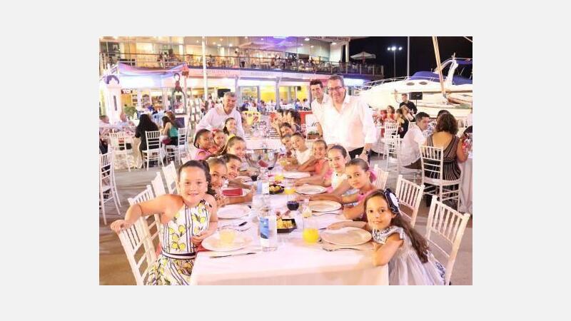 Cena de gala en honor a Sant Jaume en el Club Náutico de Benidorm