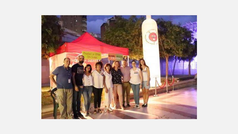 La amenaza de lluvia no puede con el ‘Orgullo’ de Benidorm