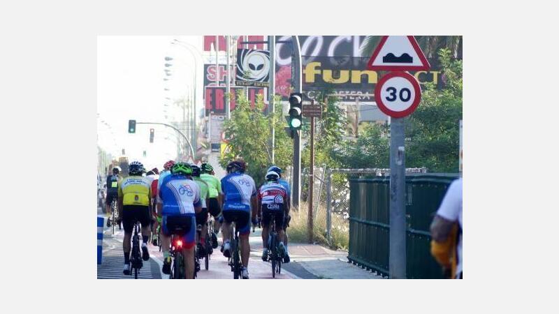 El carril bici contabiliza más de 40.000 usuarios solo con los tres tótems de control instalados