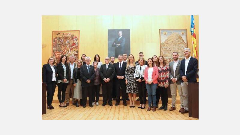 Benidorm entrega el premio ‘Vecino Ejemplar’ 2019 al ex presidente del Club de Atletismo y miembro de Caritas, Jesús Rosillo