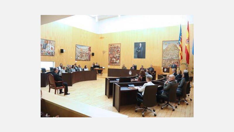 Benidorm entrega el premio ‘Vecino Ejemplar’ 2019 al ex presidente del Club de Atletismo y miembro de Caritas, Jesús Rosillo