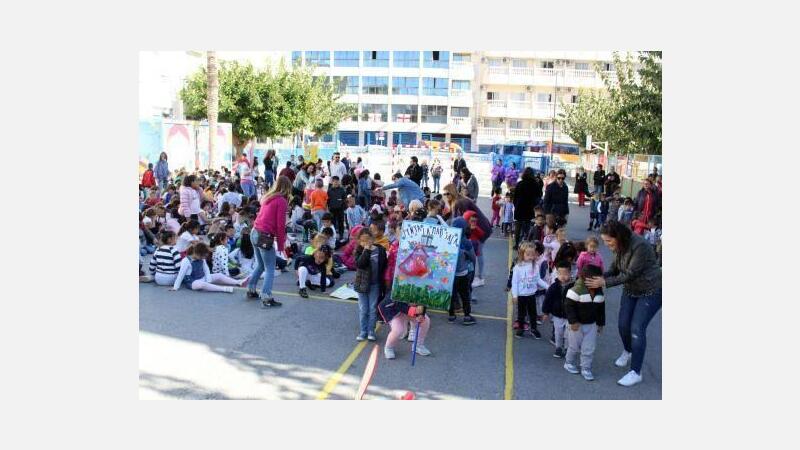Los centros escolares de Benidorm también celebran sus Festes Majors Patronals
