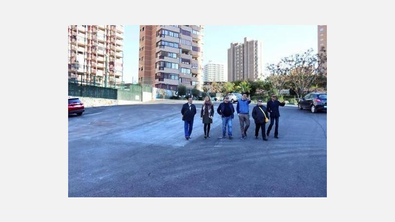 Ayuntamiento y vecinos de La Cala coordinan las actuaciones para mejorar el barrio