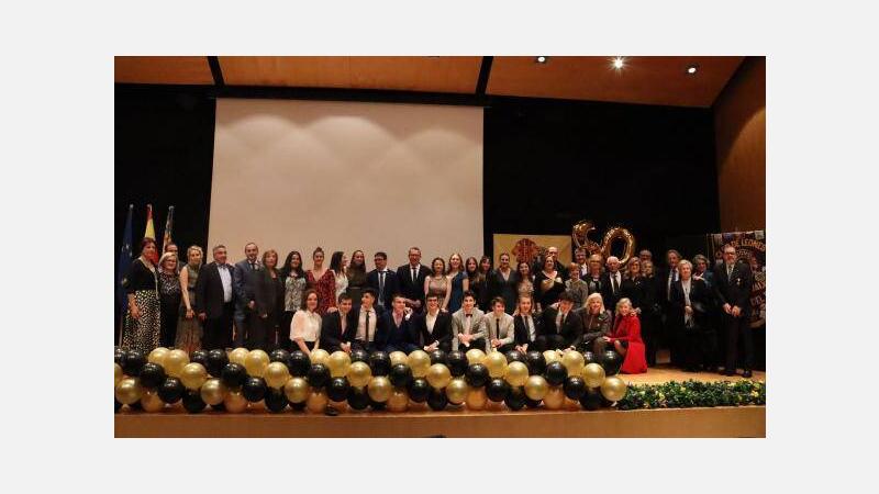 El Club de Leones de Benidorm celebra su 50 aniversario y la creación del Leo Club ‘Aurum’
