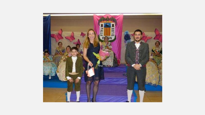 La Falla Rincón de Loix celebra la exaltación de su Fallera Mayor, Verónica Perulero Tomás