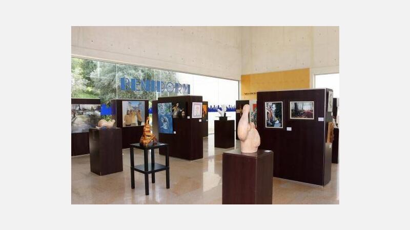 La exposición del Nuevos Creadores reúne 29 pinturas y esculturas de autores de toda España