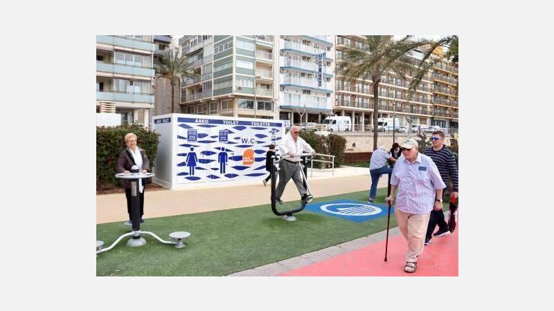 Benidorm habilita un módulo de baños públicos en el Parque de Elche