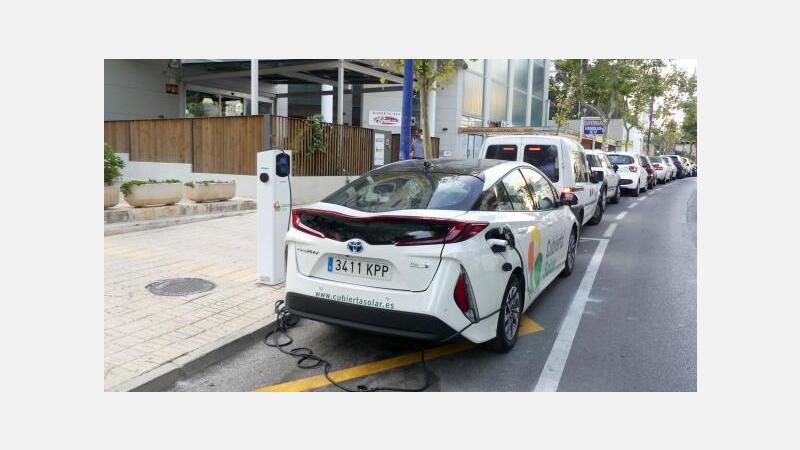 En la comisión de seguimiento del convenio con Iberdrola la eléctrica se implica en los proyectos técnicos municipales