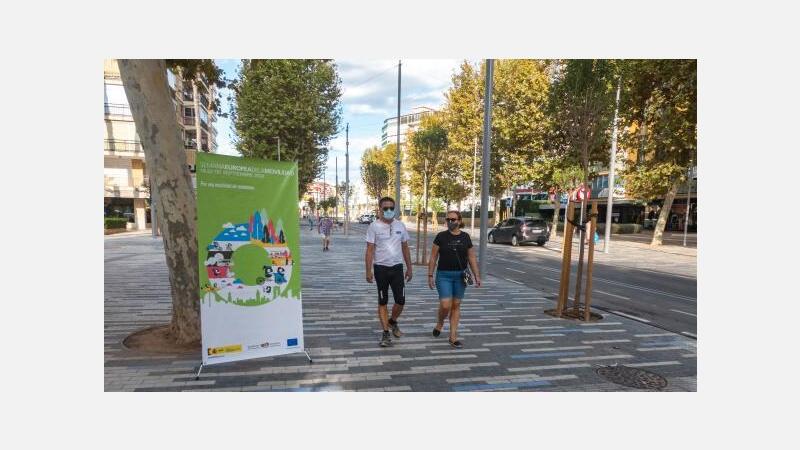 Av del Mediterráneo, la gran arteria de Benidorm, reconvertida en espacio saludabe para el peatón