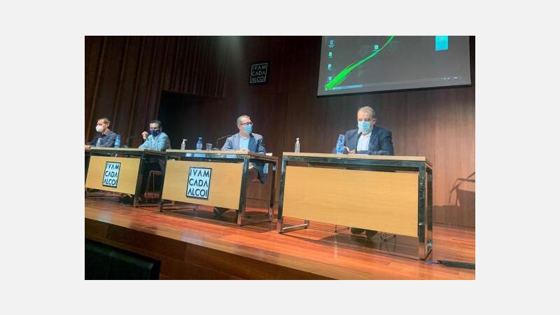 El alcalde expone la estrategia de movilidad sostenible de Benidorm en una jornada temática organizada en Alcoy