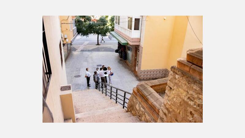 La accesibilidad llega a Alfredo Corral en ascensor gracias a los fondos Edusi