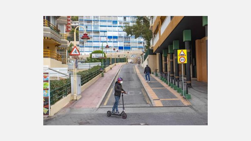 El Rincón de Loix lucirá nuevo asfalto en las calles París y Londres y en la subida a la Cruz