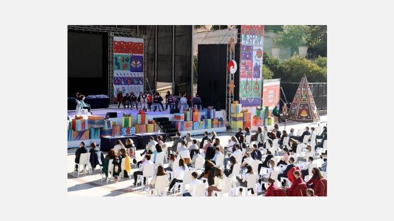 120 alumnos de Primaria y Secundaria reciben premios extraordinarios y menciones especiales por su rendimiento académico