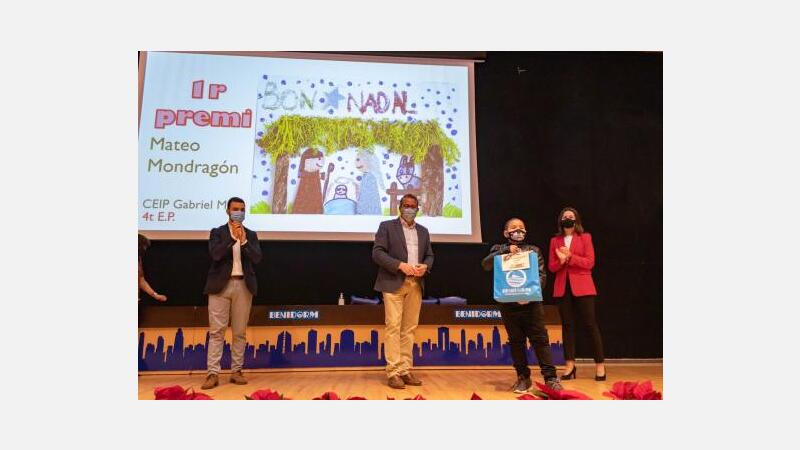 Educación y Cultura entregan los premios del XII Concurso de Postales Navideñas