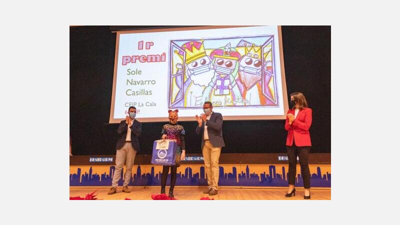 Educación y Cultura entregan los premios del XII Concurso de Postales Navideñas