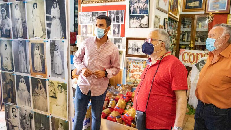 ‘Xiquets i xiquetes de comunió’, 130 años de la historia de Benidorm 